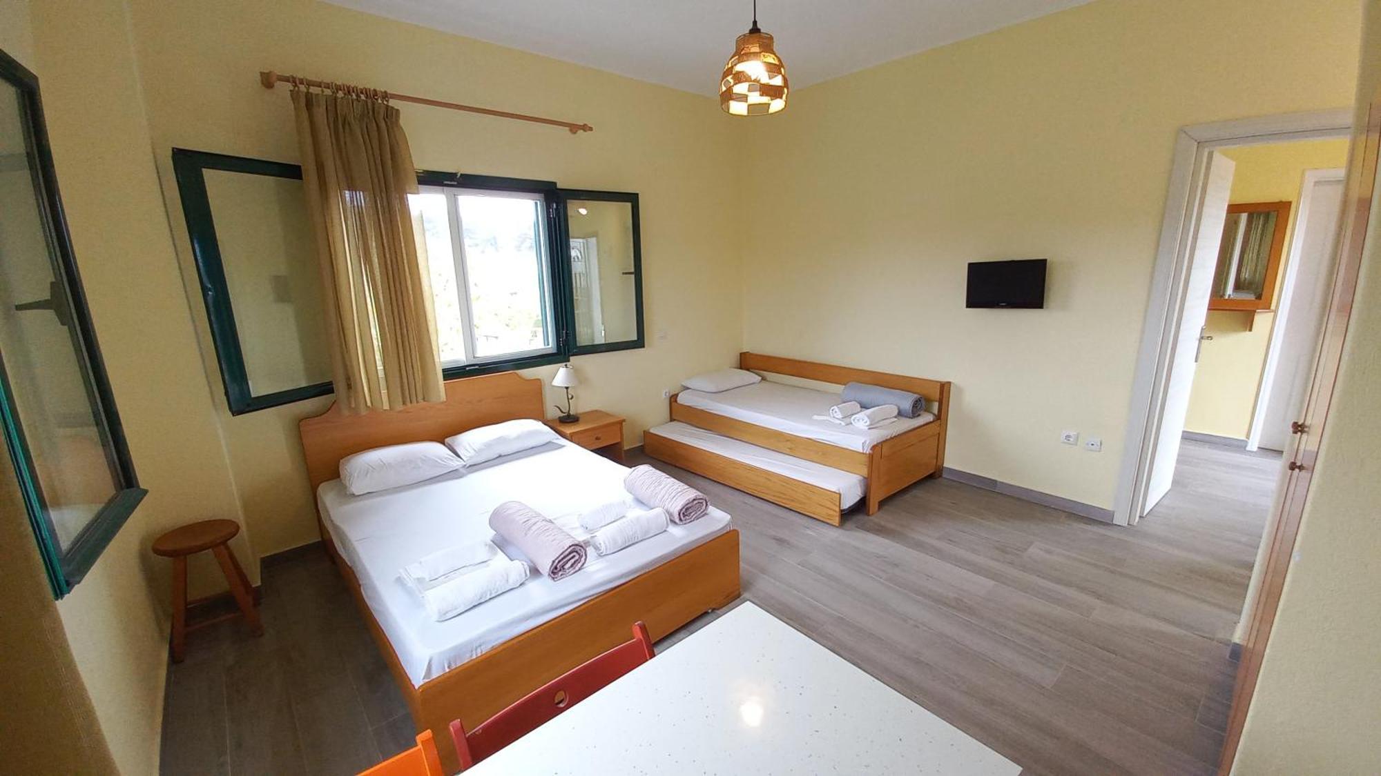 Sapfo Beach Studios Nikiti  Exterior photo